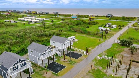 A home in Gilchrist