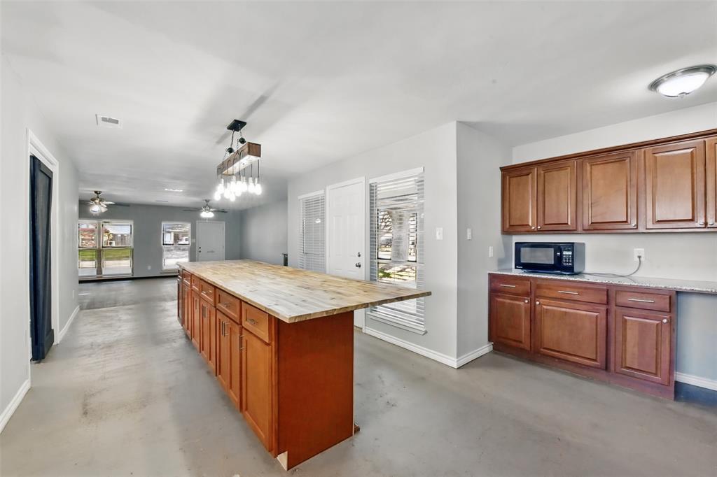3413 Park Meadows Avenue, Deer Park, Texas image 9