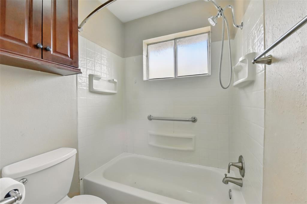 3413 Park Meadows Avenue, Deer Park, Texas image 23