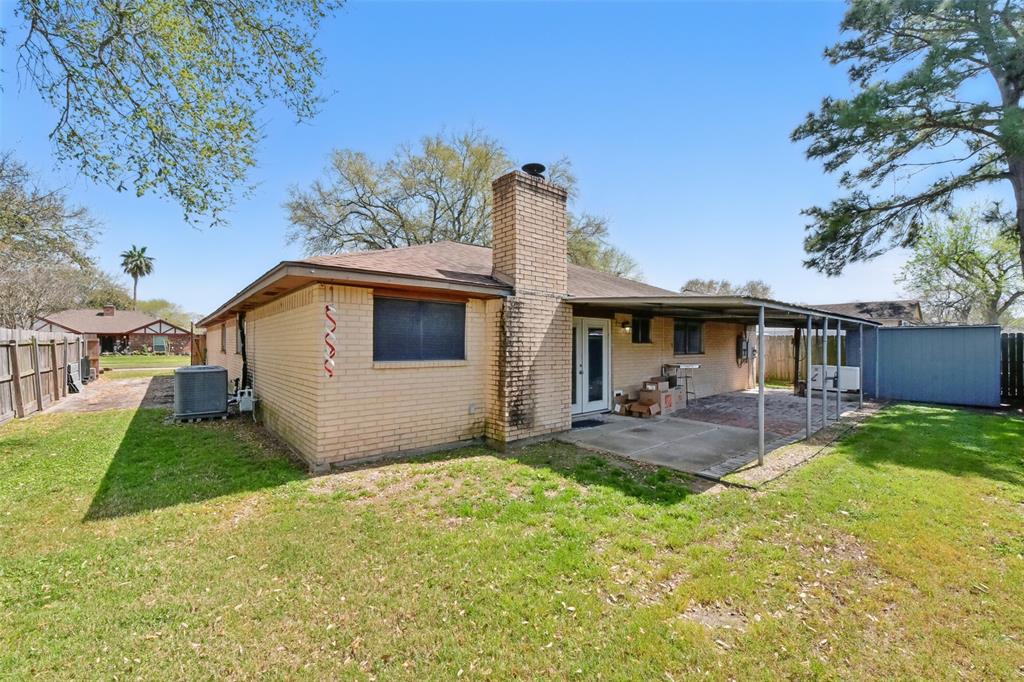 3413 Park Meadows Avenue, Deer Park, Texas image 32