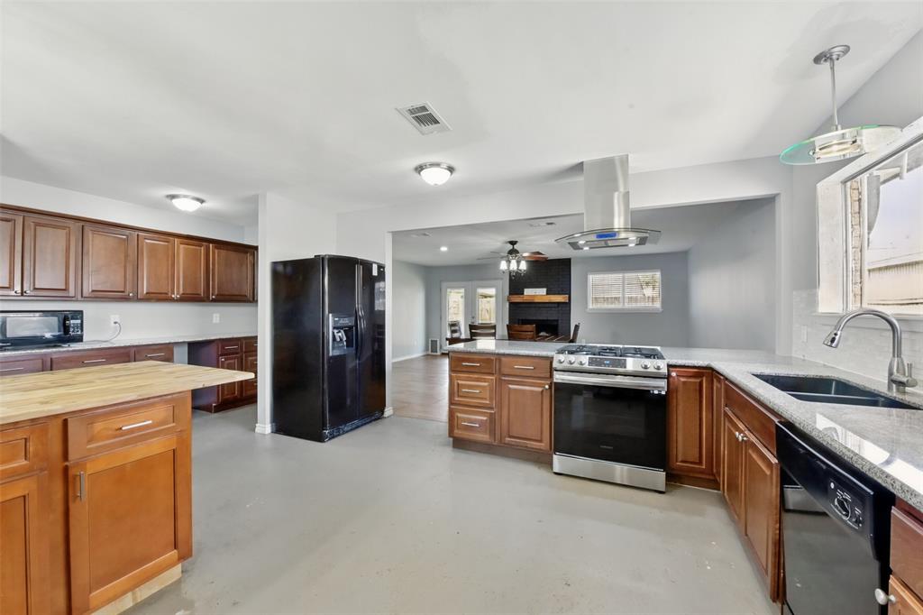 3413 Park Meadows Avenue, Deer Park, Texas image 12
