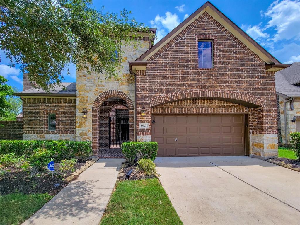 5003 Lockridge Sky Lane, Sugar Land, Texas image 2