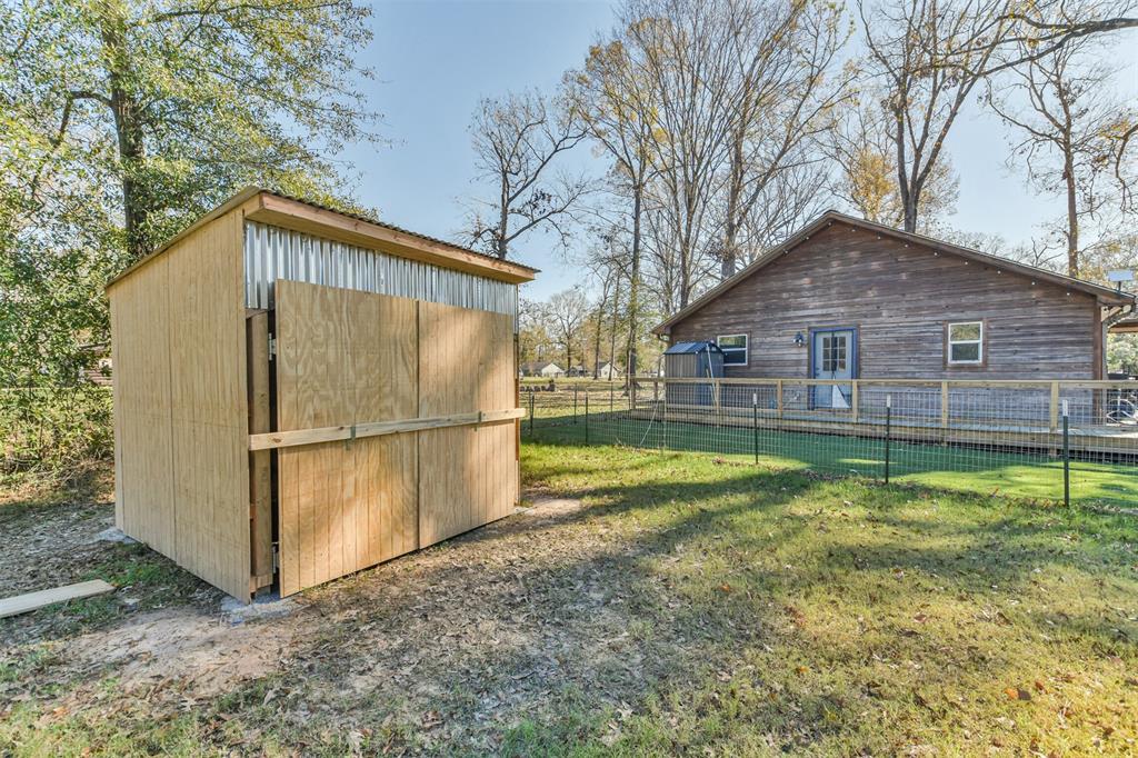 24237 Creekwood Drive, Splendora, Texas image 46