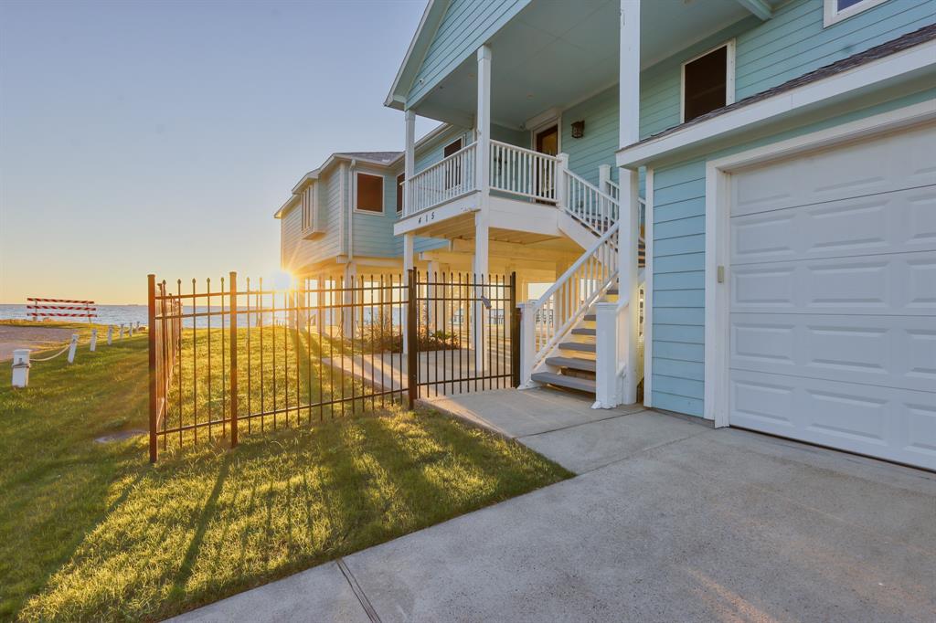 415 Avenue I, San Leon, Texas image 45