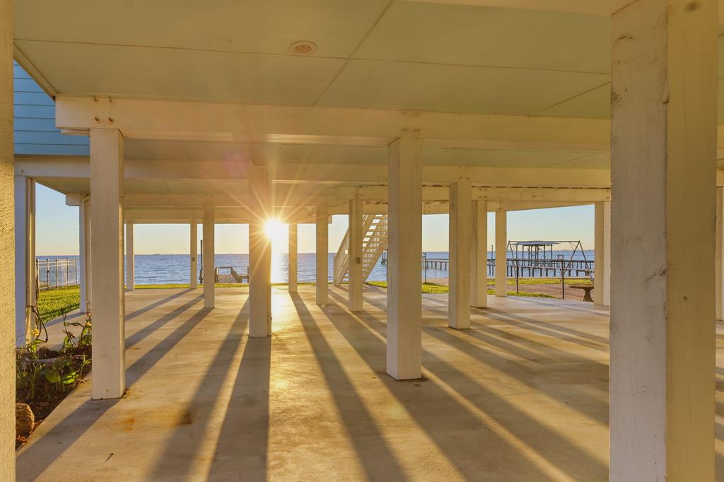 415 Avenue I, San Leon, Texas image 39