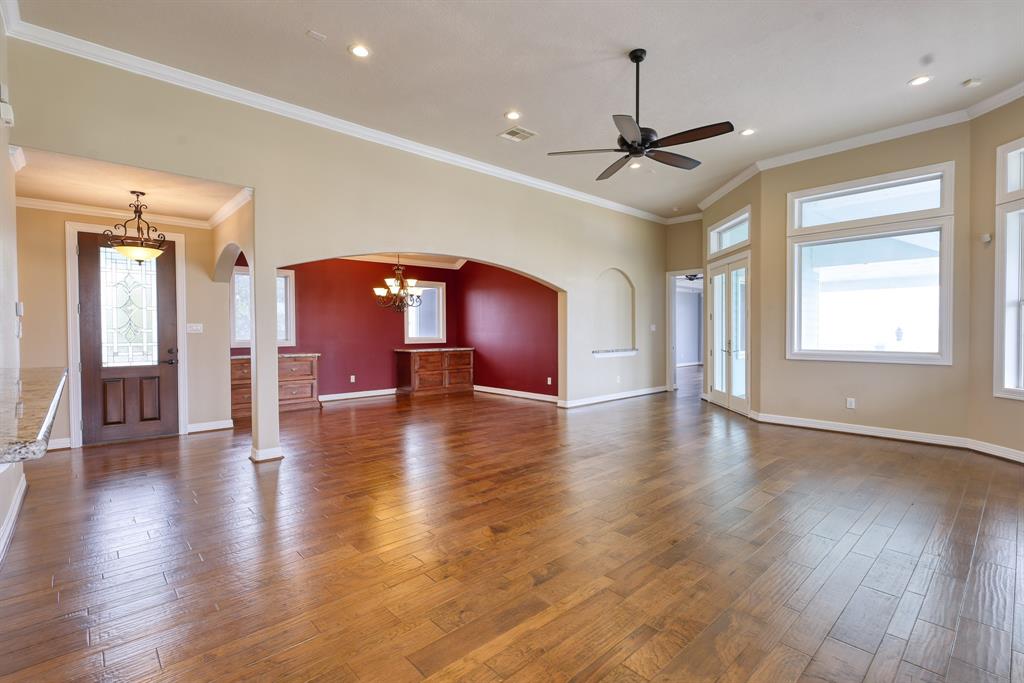 415 Avenue I, San Leon, Texas image 9