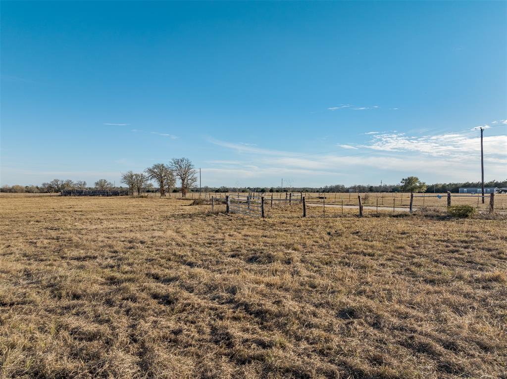 1945 Bell Settlement Road, Ledbetter, Texas image 16