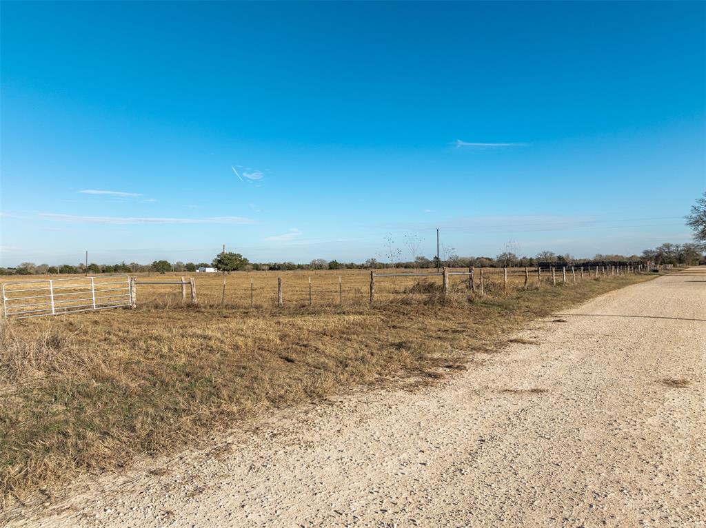 1945 Bell Settlement Road, Ledbetter, Texas image 14