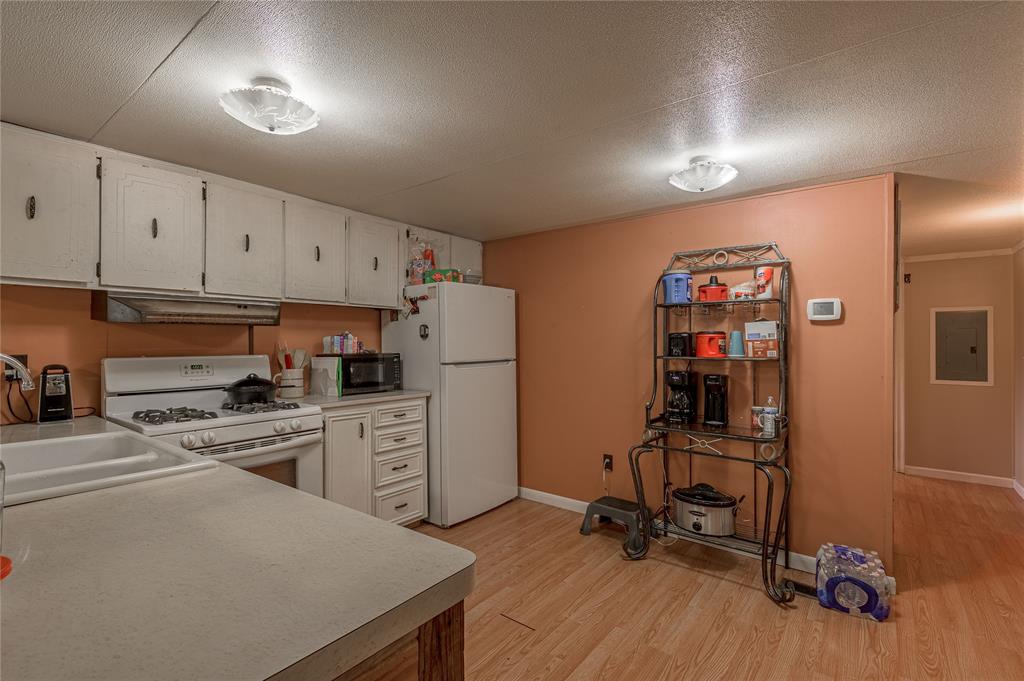 151 Moon Lake Drive, Trinity, Texas image 12