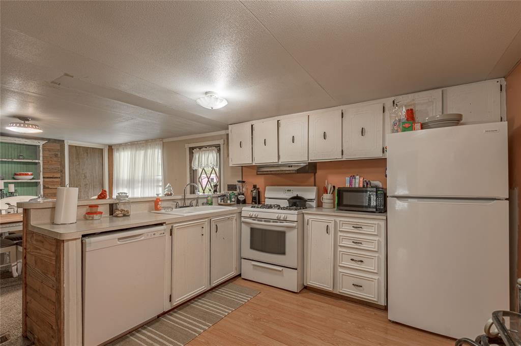 151 Moon Lake Drive, Trinity, Texas image 13