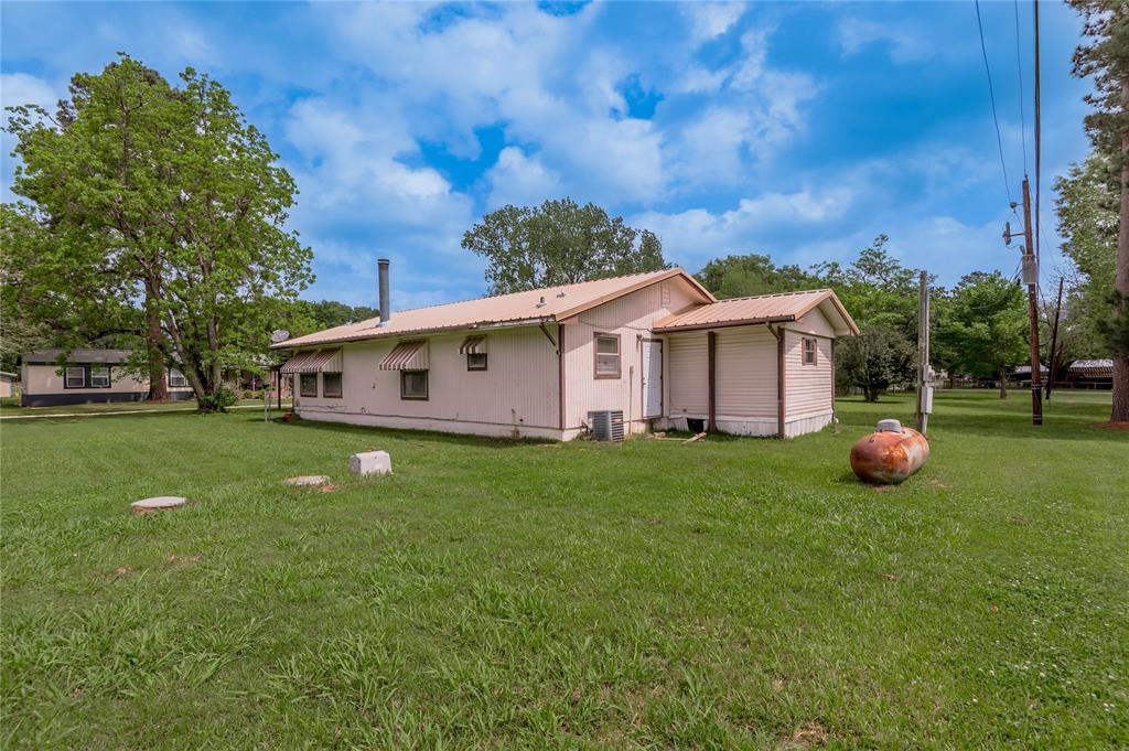 151 Moon Lake Drive, Trinity, Texas image 32