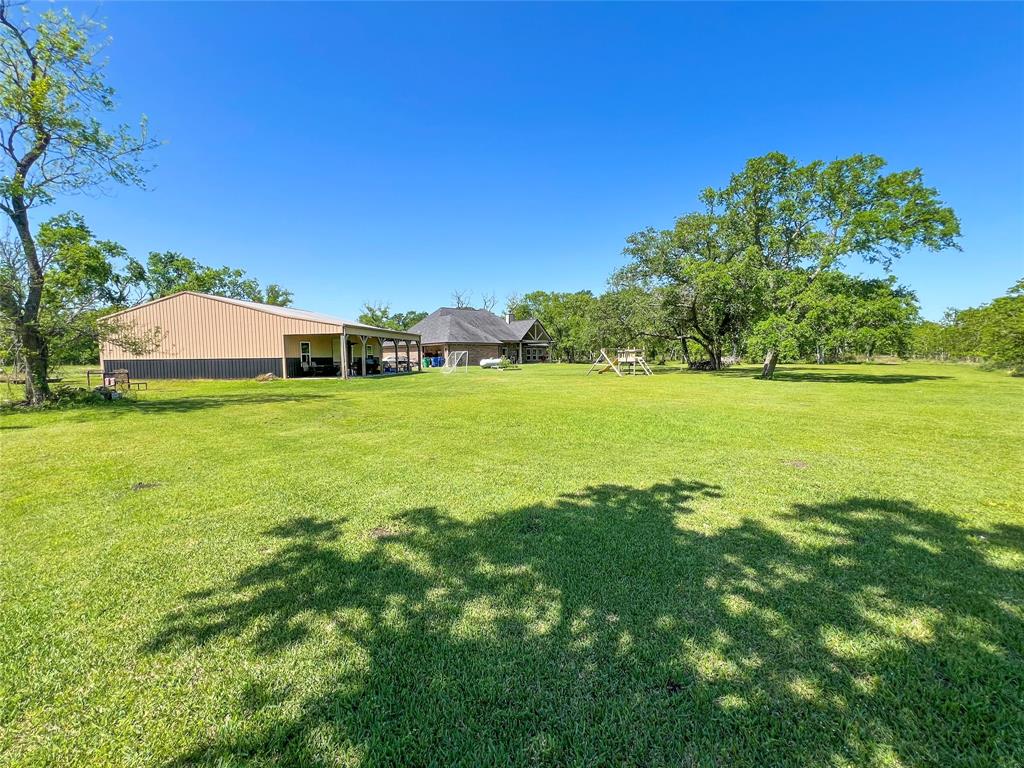 2910 Bayou View Court, Richwood, Texas image 3