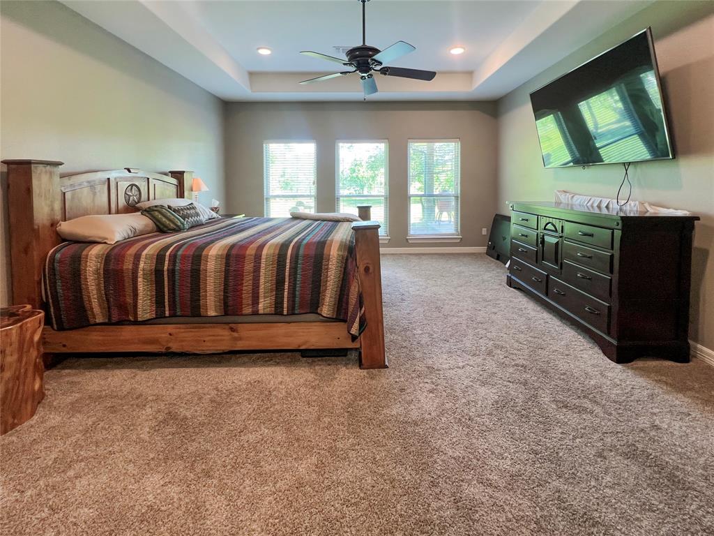 2910 Bayou View Court, Richwood, Texas image 15