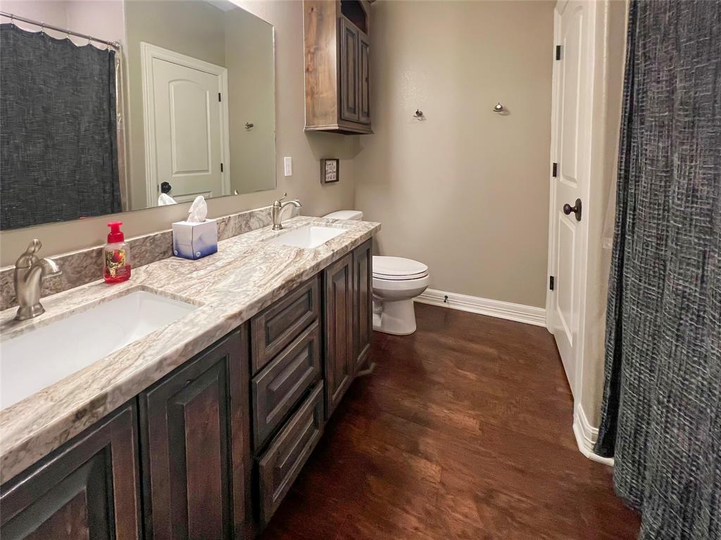 2910 Bayou View Court, Richwood, Texas image 26