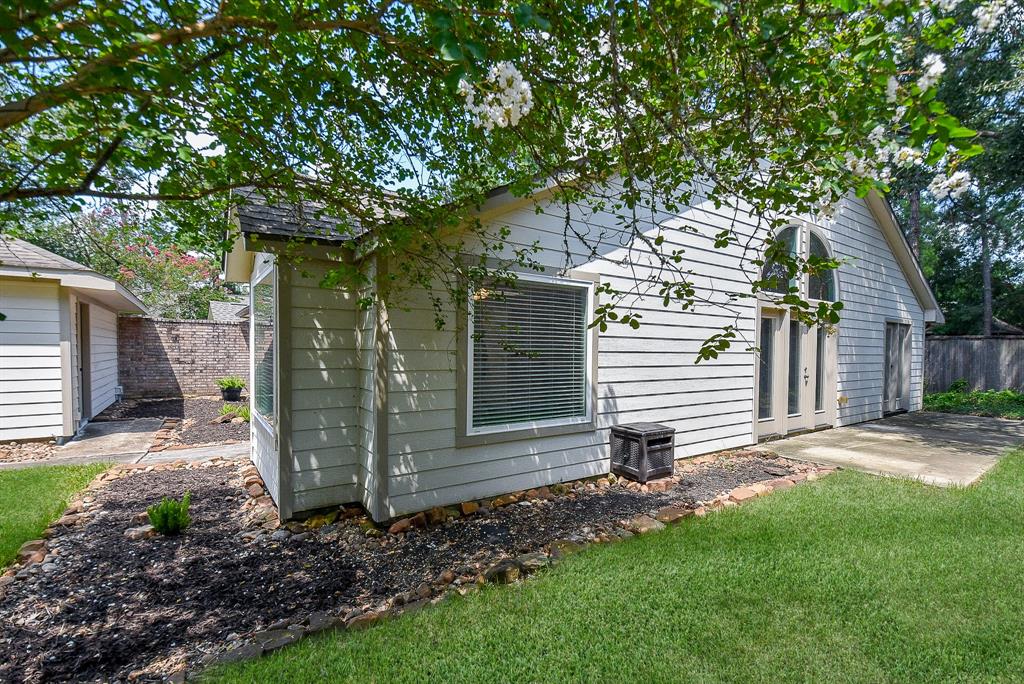 4311 Pinewood Park Drive, Kingwood, Texas image 32