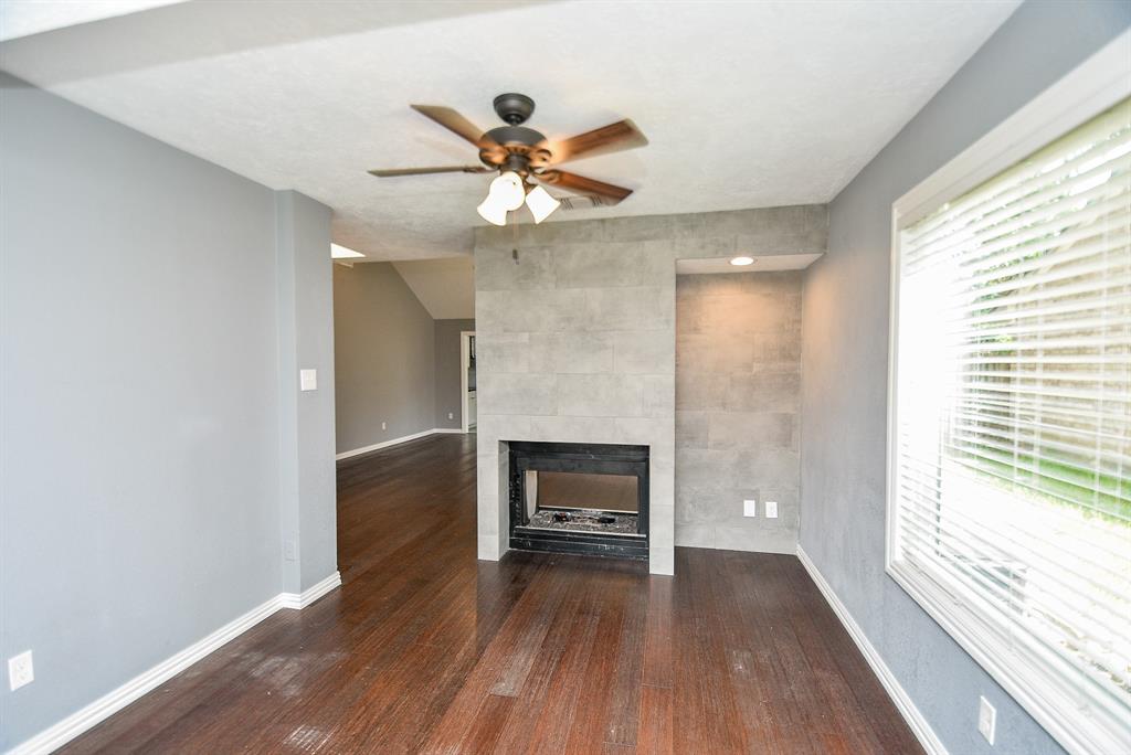 4311 Pinewood Park Drive, Kingwood, Texas image 6