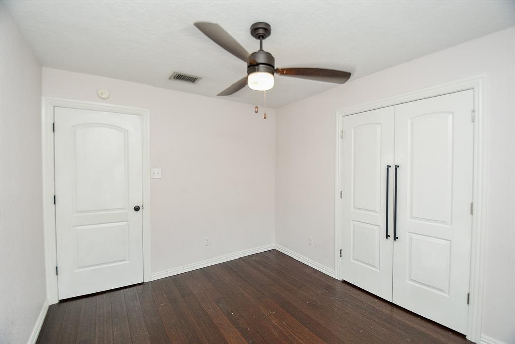 4311 Pinewood Park Drive, Kingwood, Texas image 28