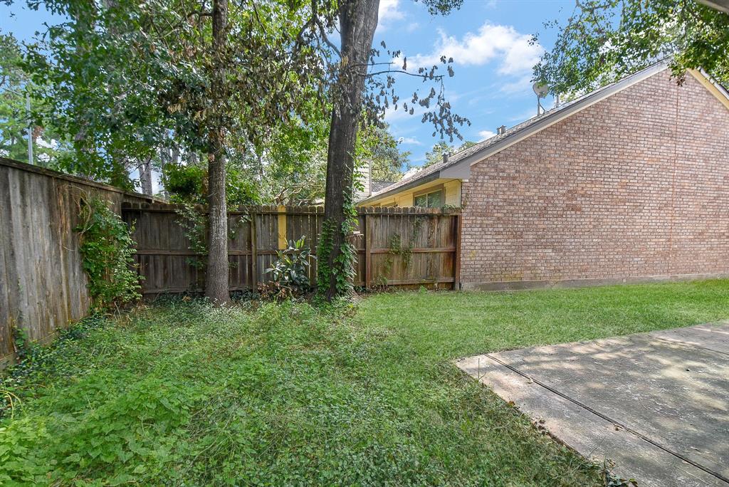 4311 Pinewood Park Drive, Kingwood, Texas image 38
