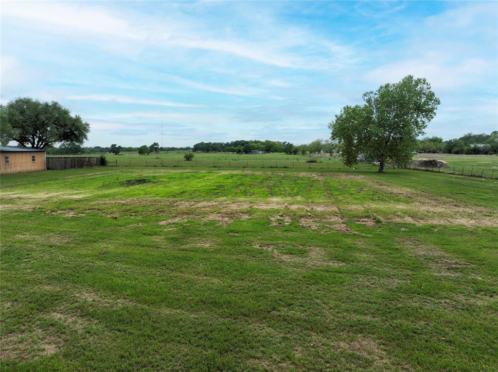 1001 Us Highway 77, Hallettsville, Texas image 29