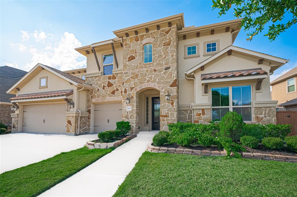 16818 Calcots Drive, Richmond, Texas image 5
