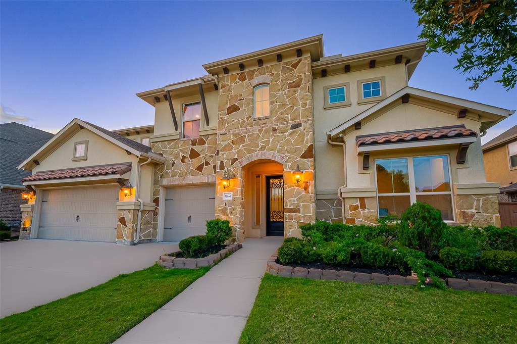 16818 Calcots Drive, Richmond, Texas image 1