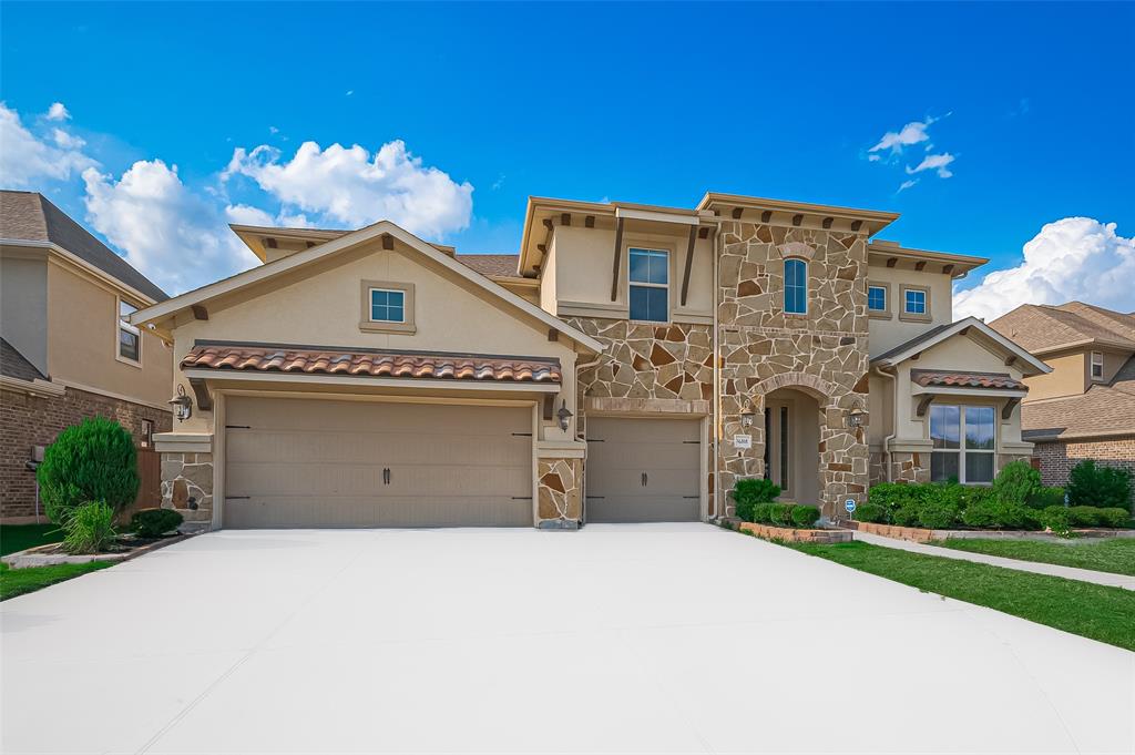 16818 Calcots Drive, Richmond, Texas image 7