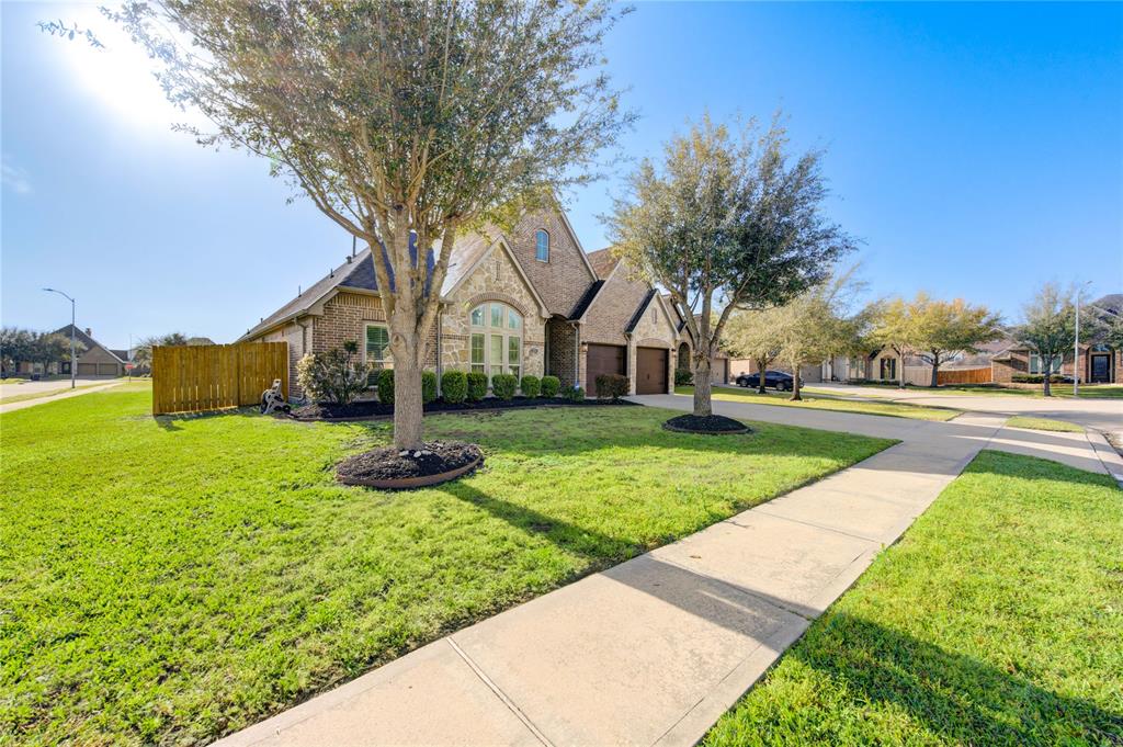 1810 Callaway Cove Court, Rosenberg, Texas image 4