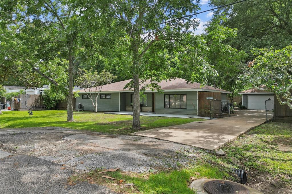 4715 4th Street, Bacliff, Texas image 1