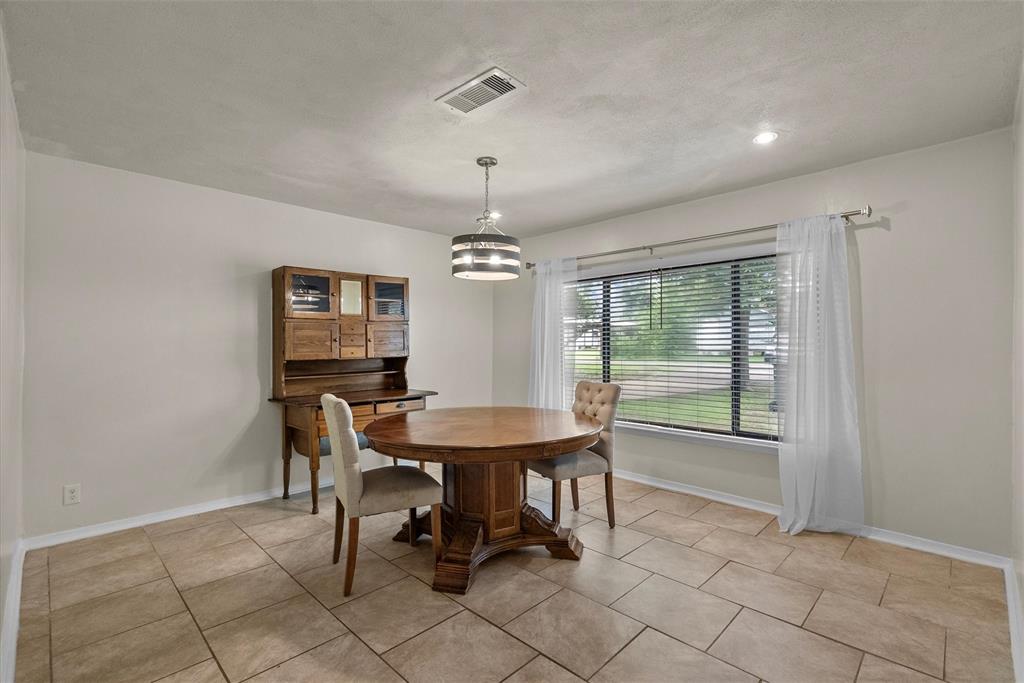 4715 4th Street, Bacliff, Texas image 9