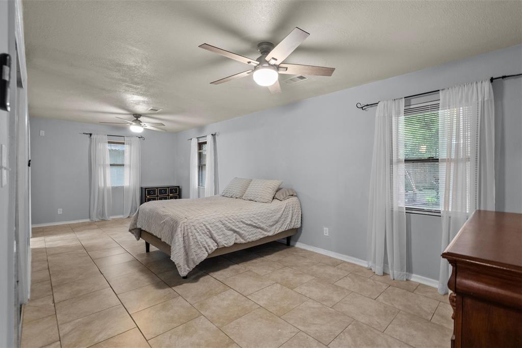 4715 4th Street, Bacliff, Texas image 26