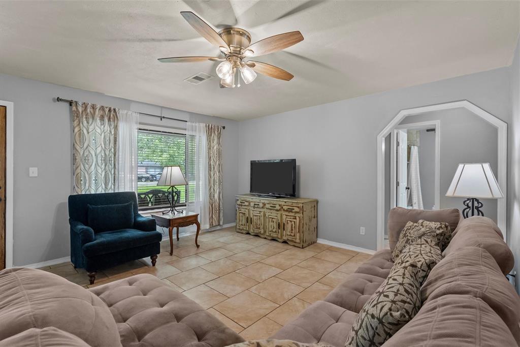 4715 4th Street, Bacliff, Texas image 5