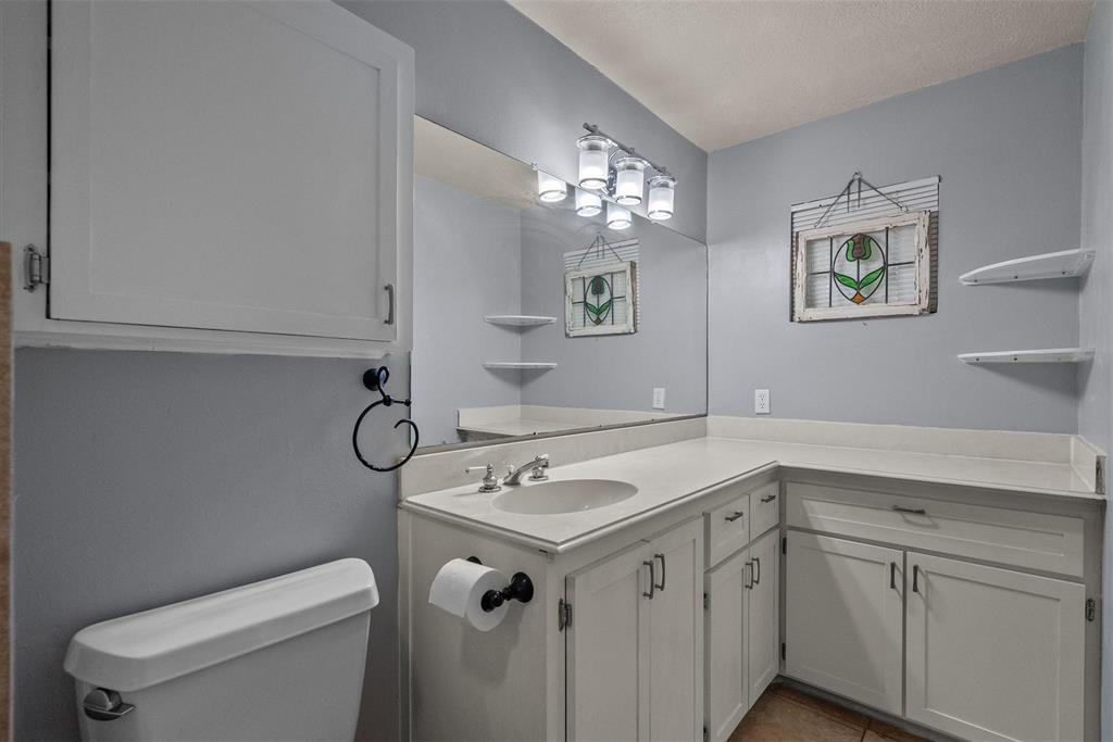 4715 4th Street, Bacliff, Texas image 28