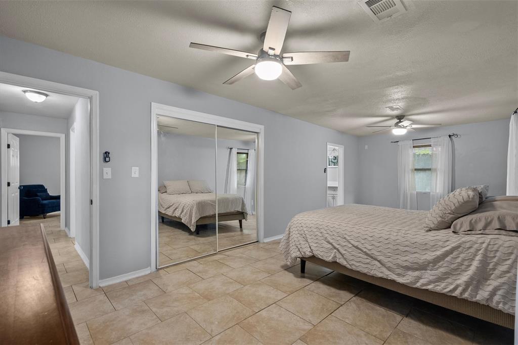 4715 4th Street, Bacliff, Texas image 27