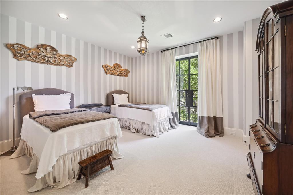 3603 Meadow Lake Lane, Houston, Texas image 31