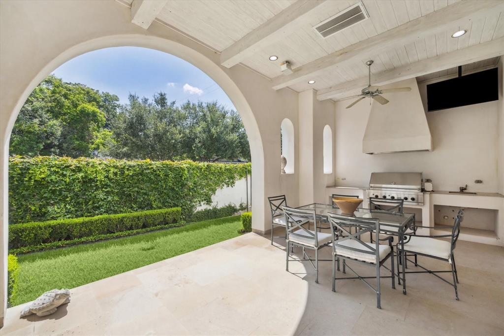 3603 Meadow Lake Lane, Houston, Texas image 44