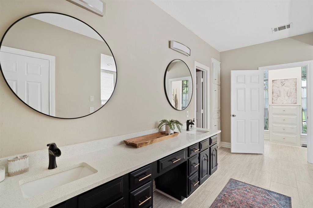 1626 Kings Castle Drive, Katy, Texas image 12