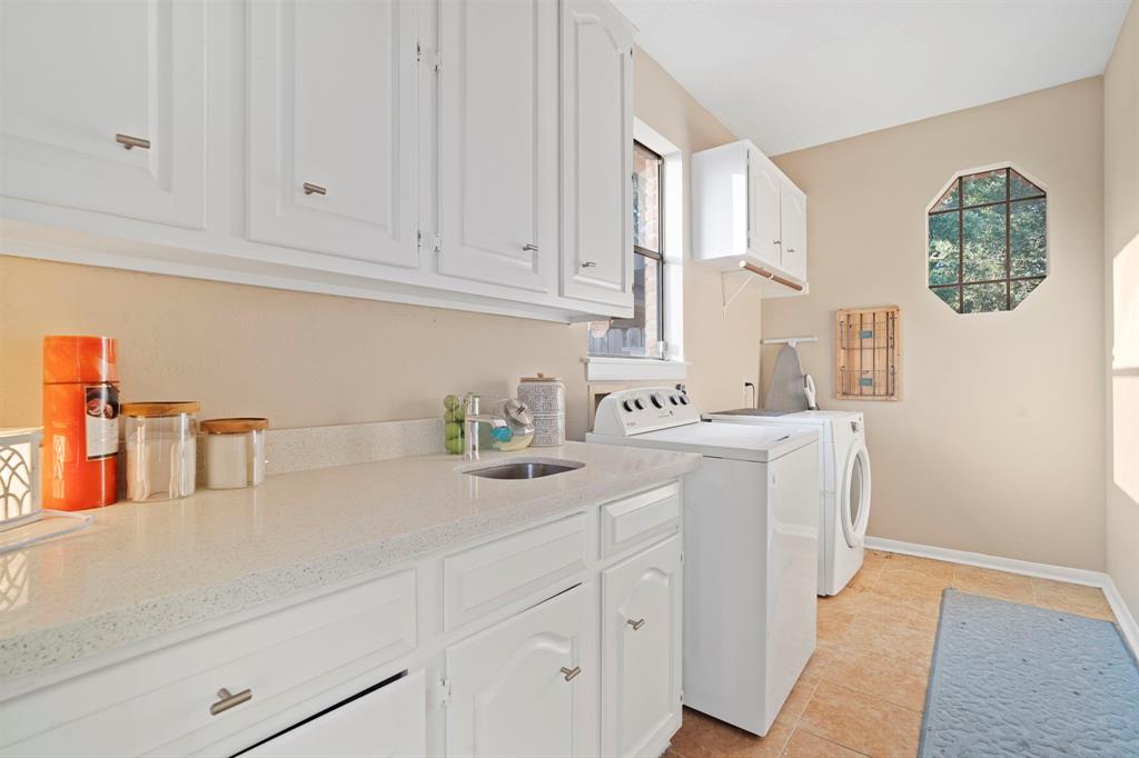 1626 Kings Castle Drive, Katy, Texas image 30
