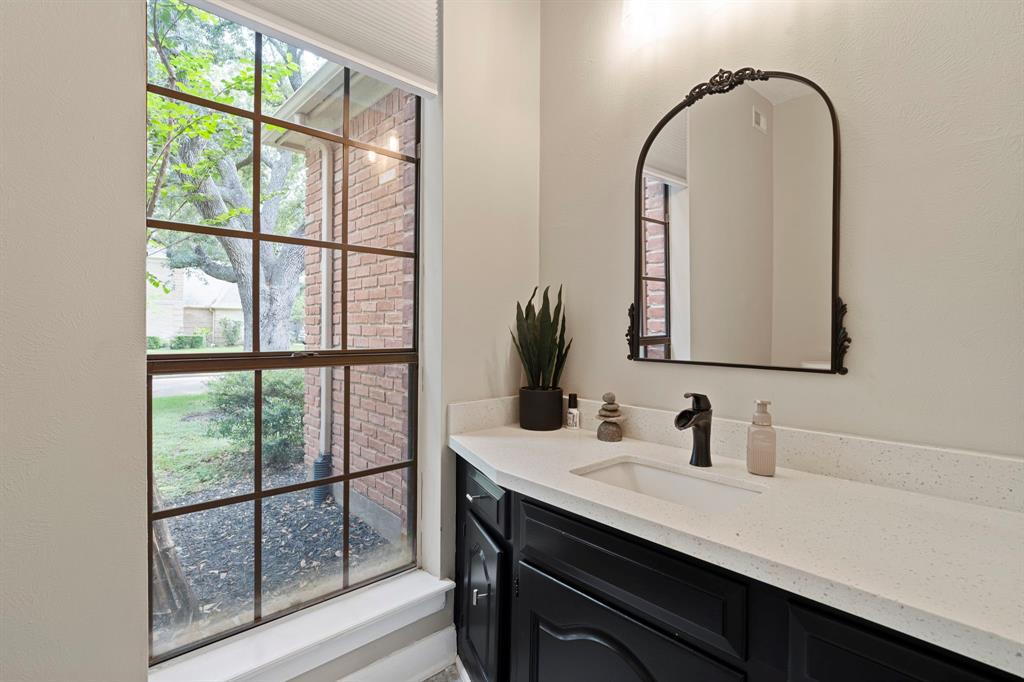 1626 Kings Castle Drive, Katy, Texas image 5
