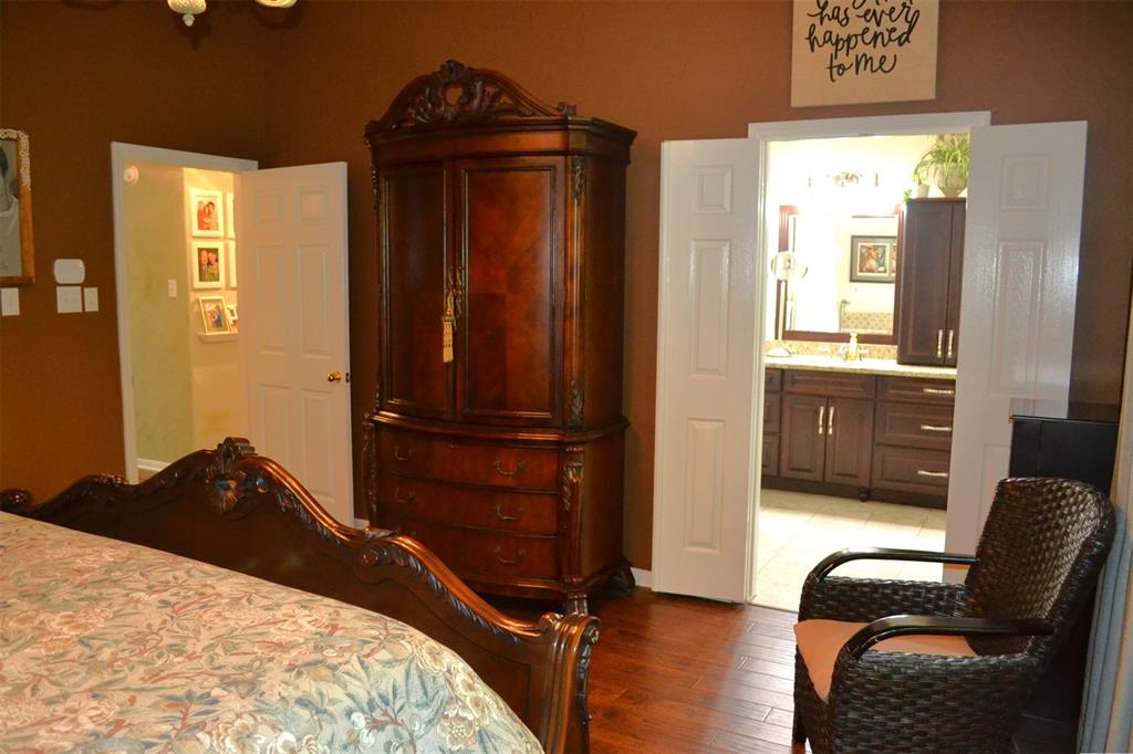 14 Mulberry Glen Place, Spring, Texas image 23