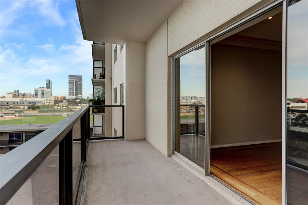 2929 Buffalo Speedway #409, Houston, Texas image 17