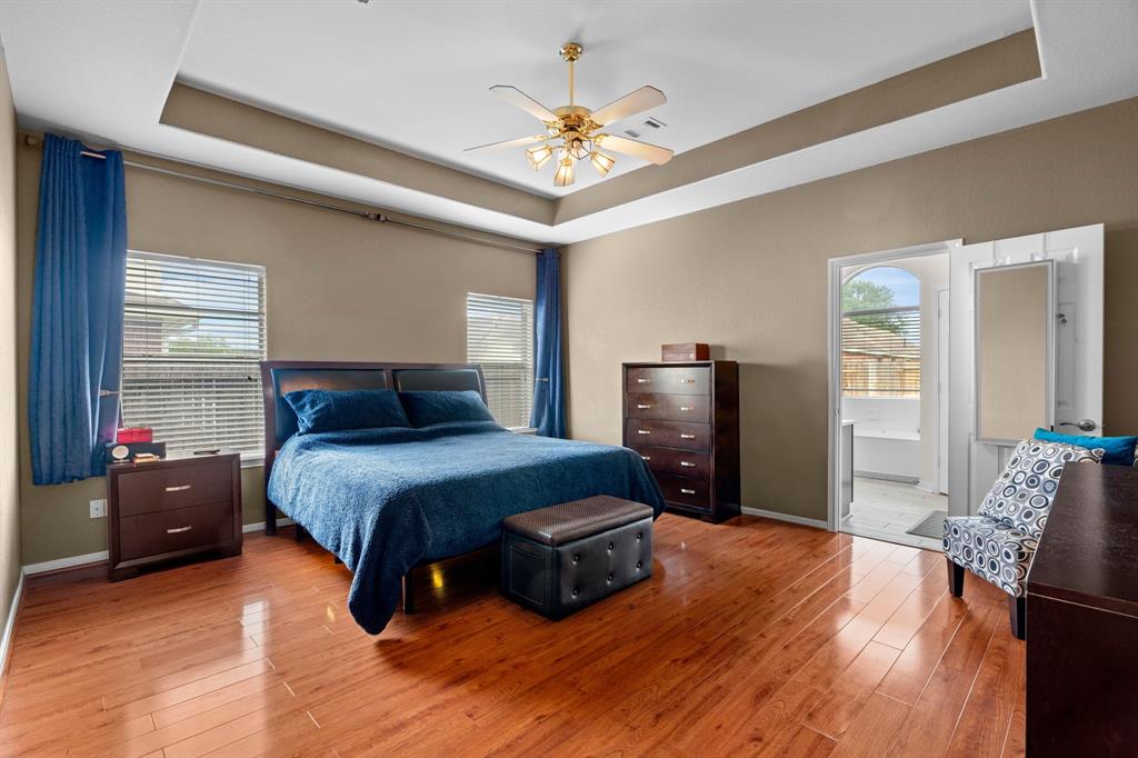 1010 Sapling Crest Court, Fresno, Texas image 27