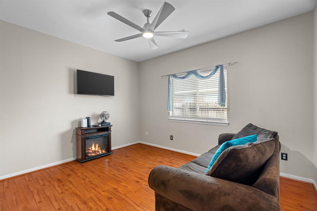 1010 Sapling Crest Court, Fresno, Texas image 35