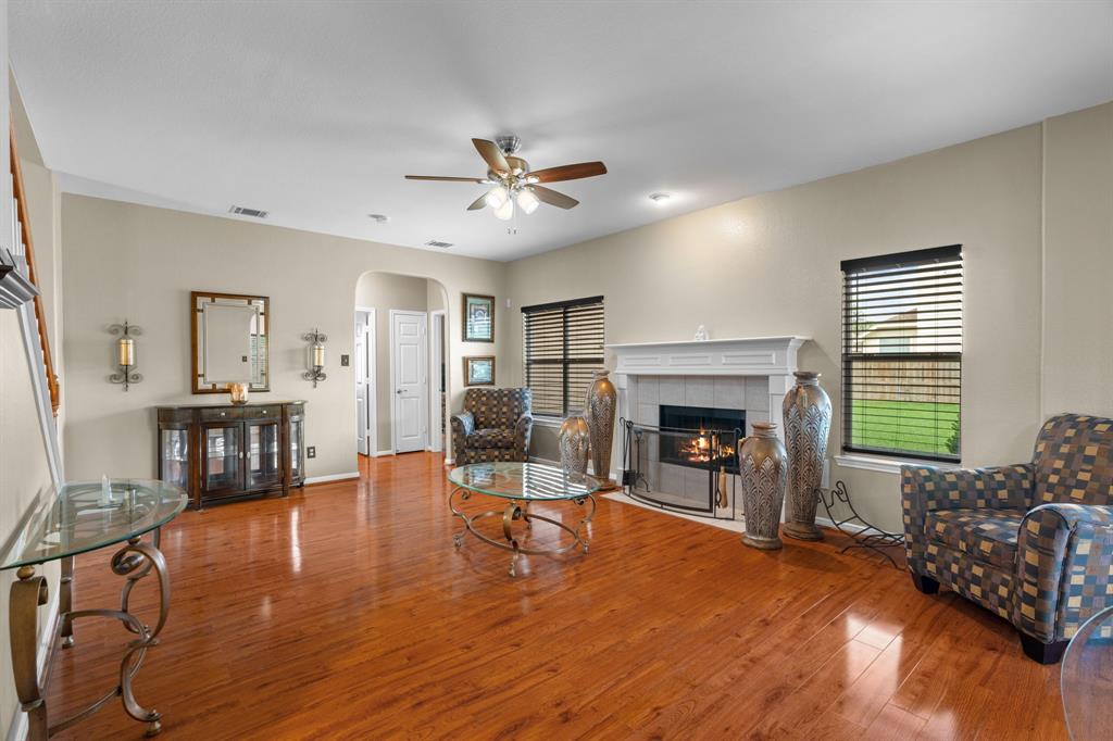 1010 Sapling Crest Court, Fresno, Texas image 26