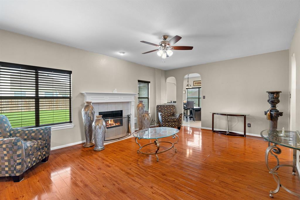 1010 Sapling Crest Court, Fresno, Texas image 24