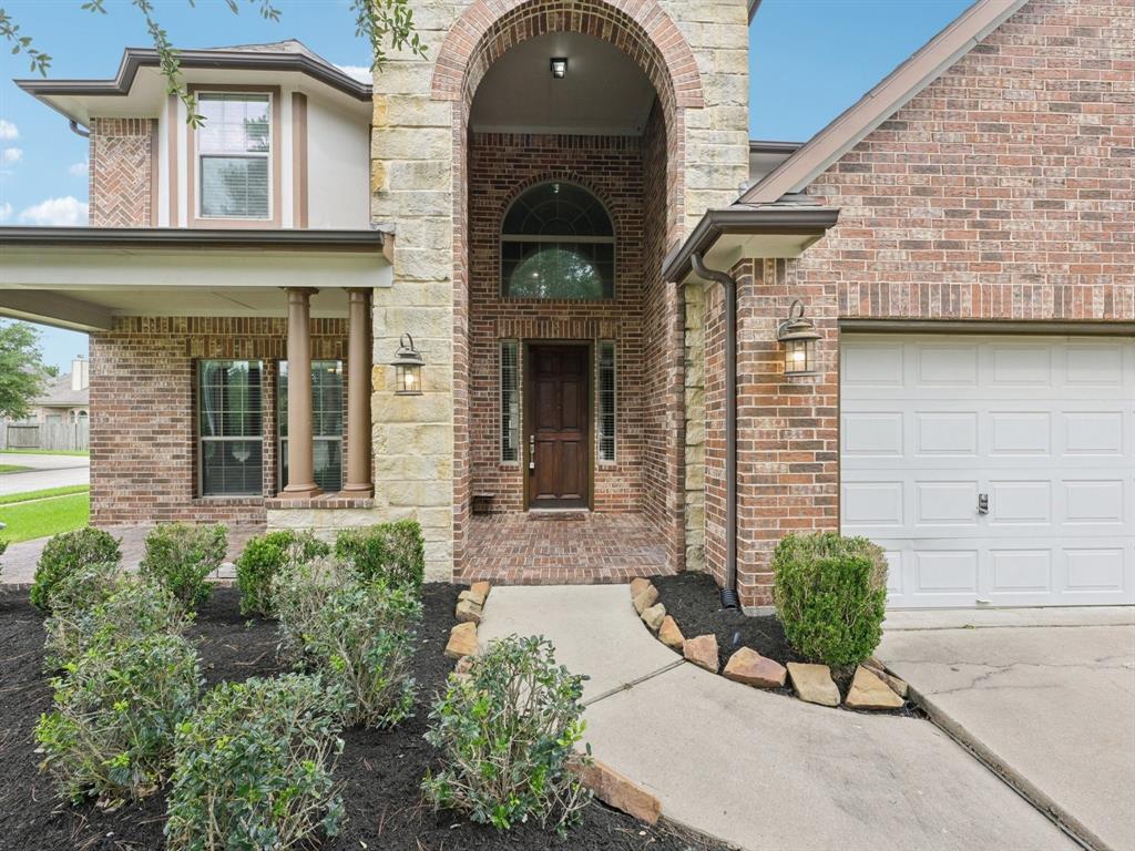9430 Copper Cove Lane, Rosharon, Texas image 2