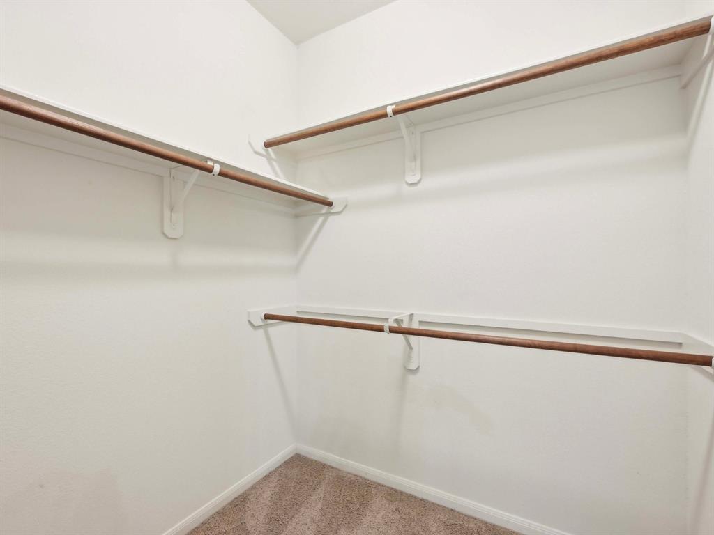 9430 Copper Cove Lane, Rosharon, Texas image 22