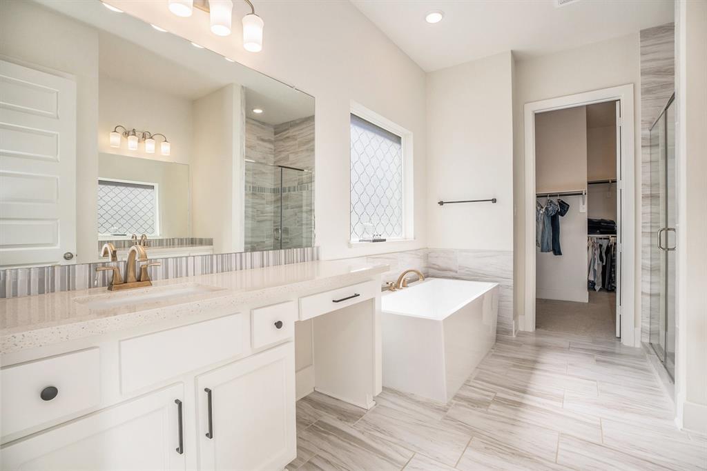 2731 Rogliano Lane, League City, Texas image 19
