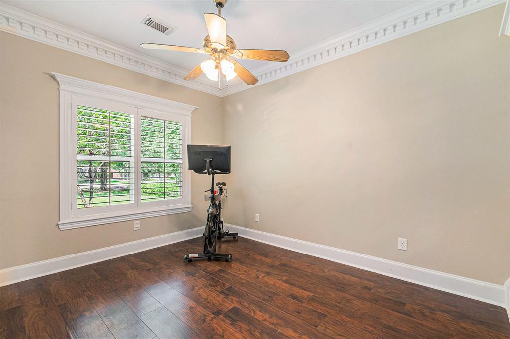 32806 W Westwood Square West Drive, Magnolia, Texas image 16
