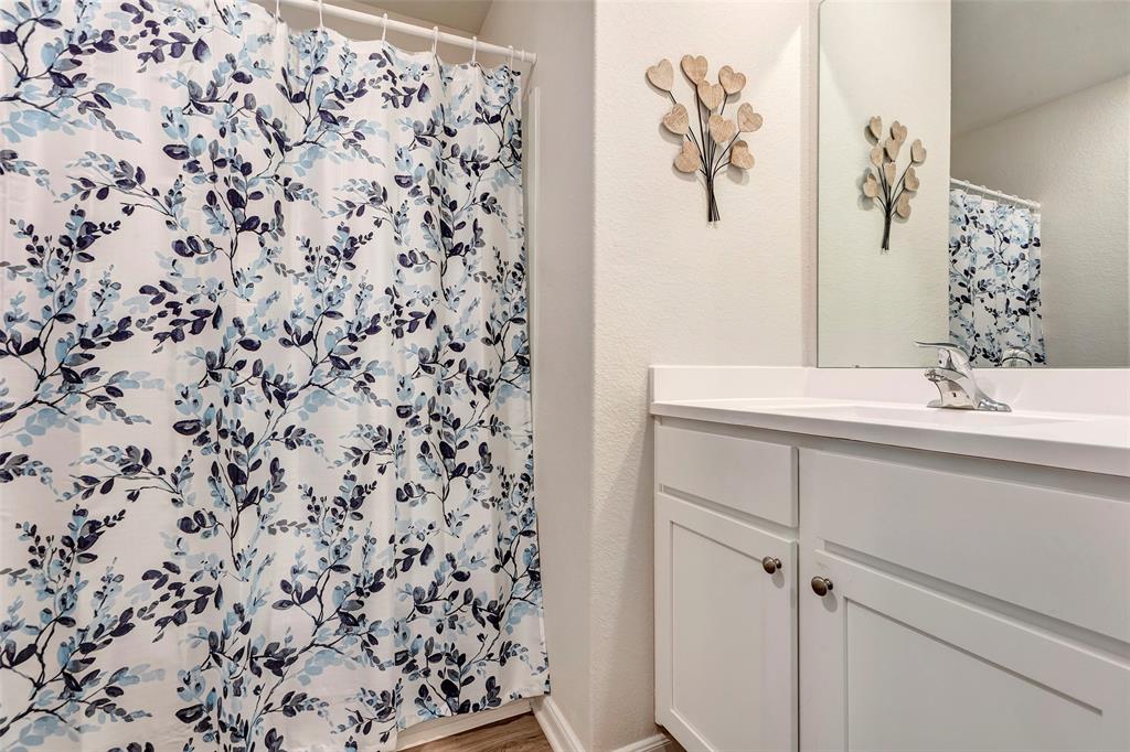 16134 Sugar Falls Drive, Conroe, Texas image 26