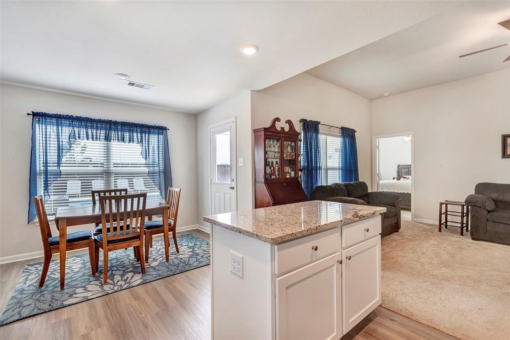 16134 Sugar Falls Drive, Conroe, Texas image 18